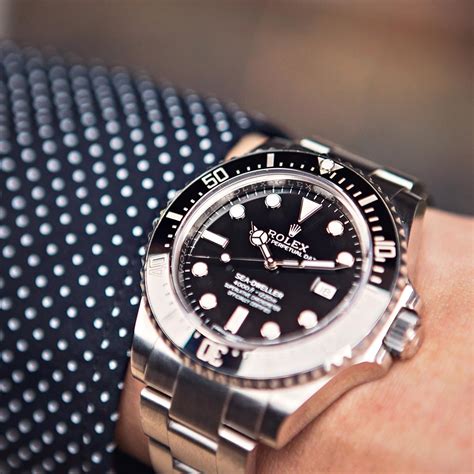 rolex sea dweller 4000 original price|rolex sea dweller price guide.